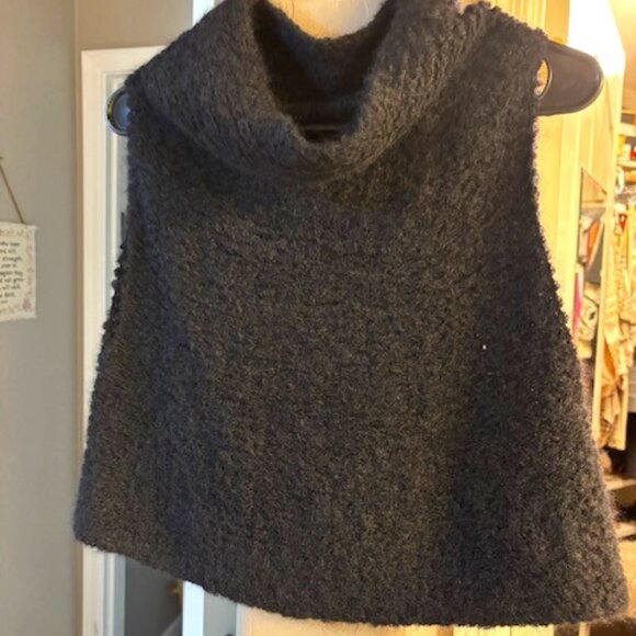 Sweaters - Black Boucle sleeveless cowl neck sweater, size XS